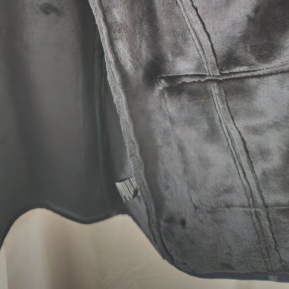 Jessica Faux Fur Coat - size XL - Picture 10 of 11